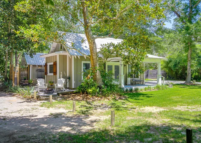 Historic Biloxi Bay Cottage W/ Beautiful View